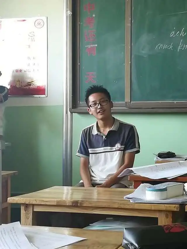 找到了十年前的老照片
